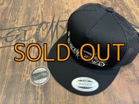 ★送料無料★エギマニ/トライバル刺繍スナップバックフラットメッシュCAP【BLACK/SILVER】