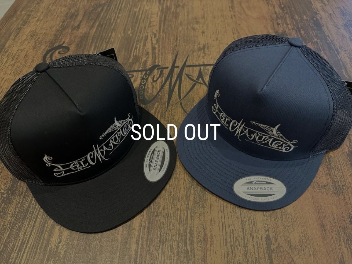 画像2: ★送料無料★エギマニ/トライバル刺繍スナップバックフラットメッシュCAP【NAVY/SILVER】 (2)