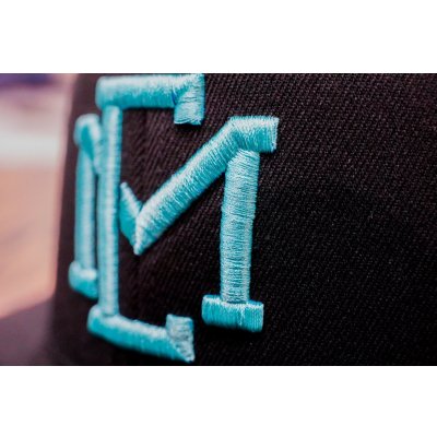 画像18: ★送料無料★ＥＭクロス３Ｄ刺繍ストレッチフラットキャップ