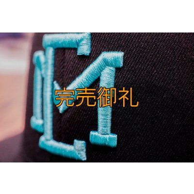 画像18: ★送料無料★ＥＭクロス３Ｄ刺繍ストレッチフラットキャップ