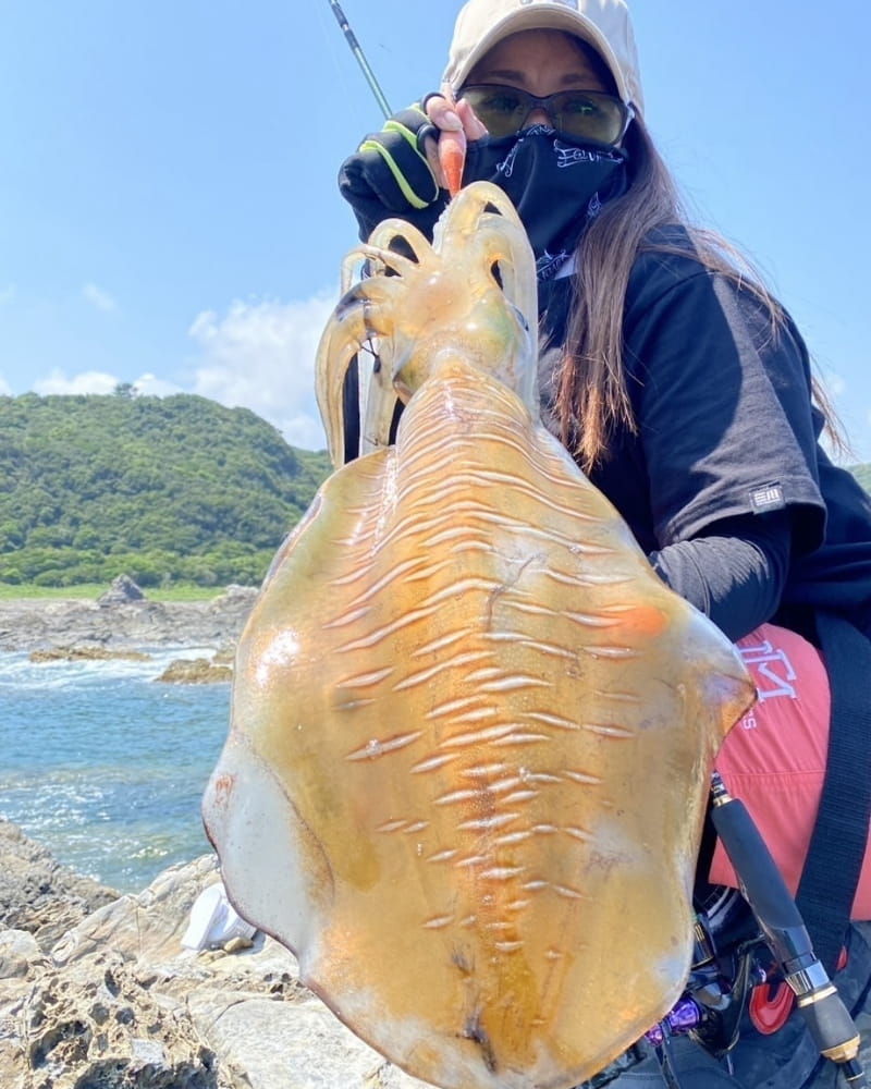 藤本奈浦子
