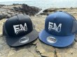 画像4: ★送料無料★エギマニ/EM刺繍スナップバックフラットメッシュCAP【NAVY/SILVER】 (4)