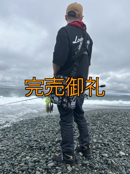 画像4: 特注仕様 L.S.D.×EGI MANIACS フィッシングポーチM/ダブル (4)