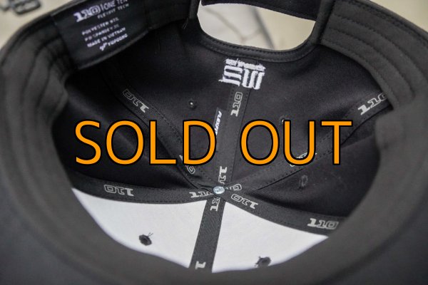 画像2: ★送料無料★エギマニ トライバル刺繍 /ストレッチ強キャップ (2)